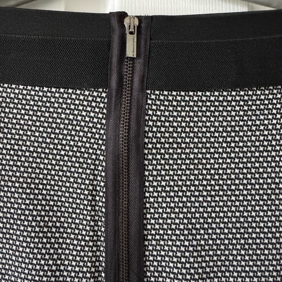 BCBG Max Azria, S, Black/White Skirt, decorative Black Elastic Waistband, NWOT - Picture 9 of 15